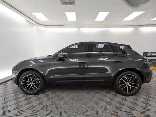 2025 Porsche Macan T