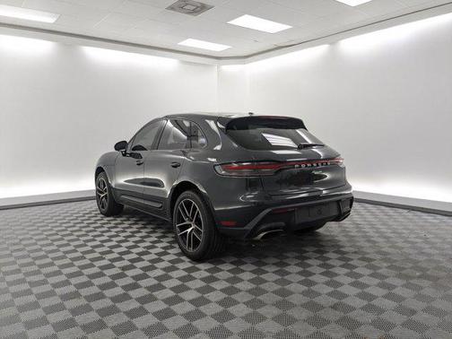 2025 Porsche Macan T