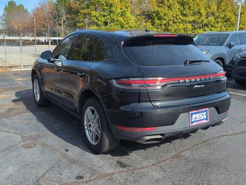 2021 Porsche Macan AWD