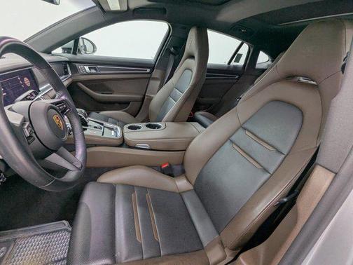 2023 Porsche Panamera Platinum Edition