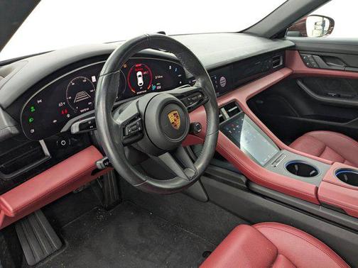 2022 Porsche Taycan 4