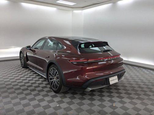 2022 Porsche Taycan 4