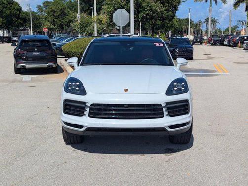 2022 Porsche Cayenne Cayenne