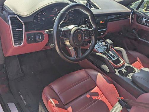 2022 Porsche Cayenne Coupe AWD