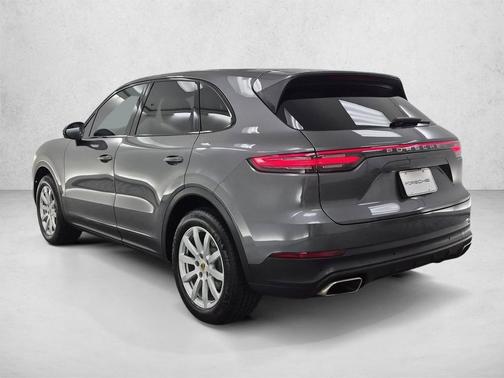 Quartzite Grey Metallic 2021 Porsche Cayenne Cayenne