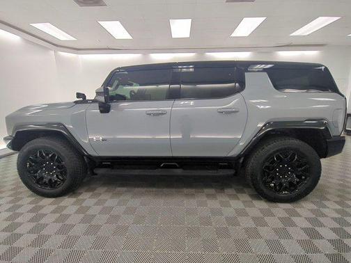 2024 GMC HUMMER EV SUV 2X