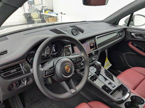 2026 Porsche Macan S