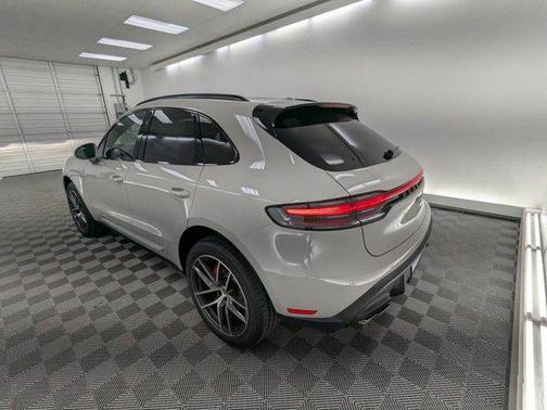 2026 Porsche Macan S