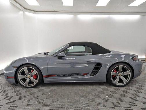 2024 Porsche 718 Boxster S