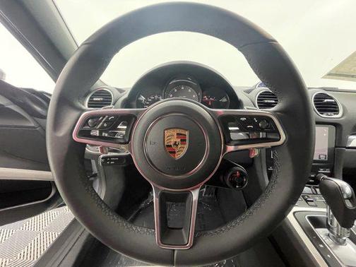 2024 Porsche 718 Boxster S