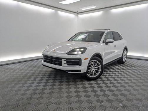 2025 Porsche Cayenne AWD