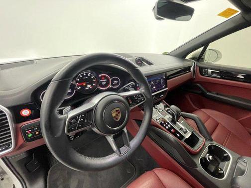 2023 Porsche Cayenne Cayenne