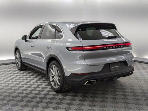2024 Porsche Cayenne AWD