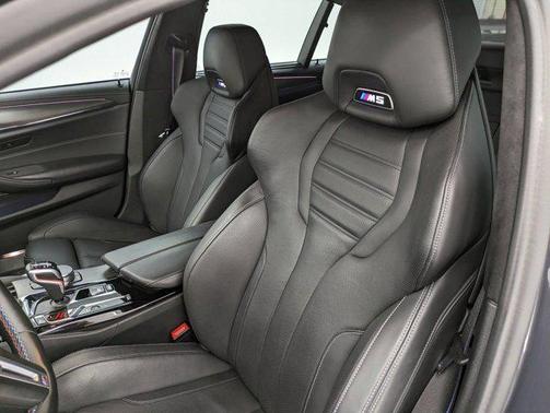 2022 BMW M5 Base