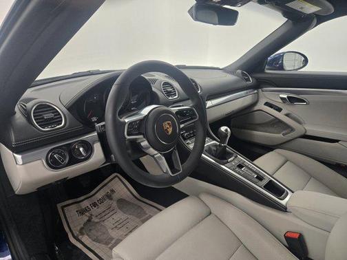 2024 Porsche 718 Boxster Roadster