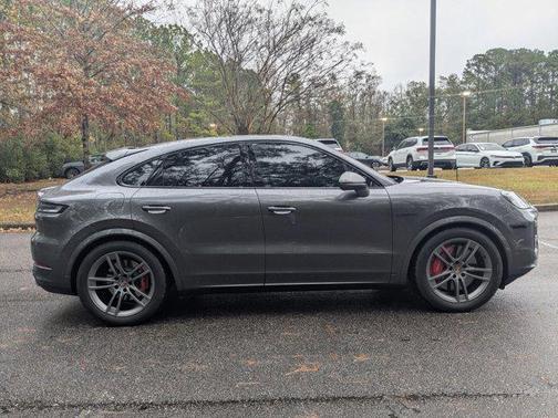 2024 Porsche Cayenne Cayenne Turbo E-Hybrid