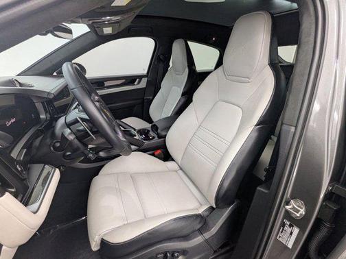 2024 Porsche Cayenne Cayenne Turbo E-Hybrid