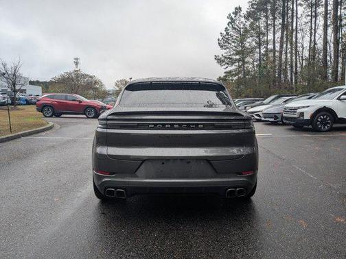2024 Porsche Cayenne Cayenne Turbo E-Hybrid