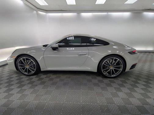 2024 Porsche 911 Carrera