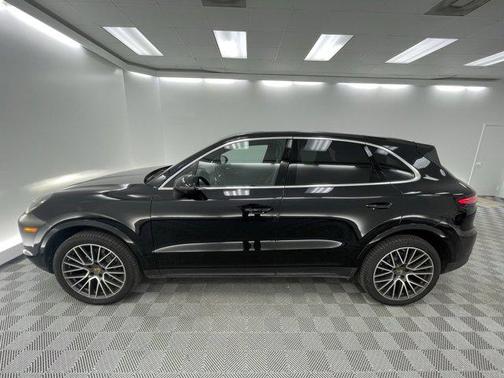 2019 Porsche Cayenne Cayenne