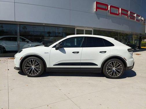 2024 Porsche Macan 4