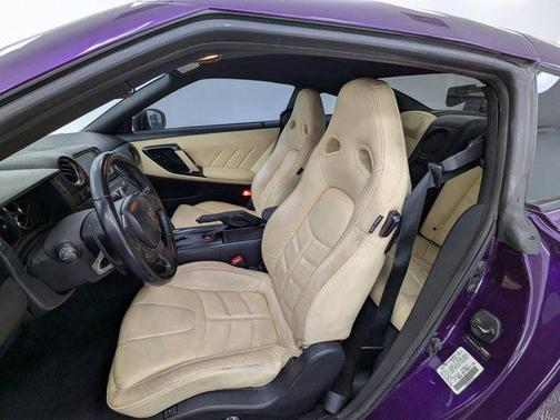 2014 Nissan GT-R Track Edition