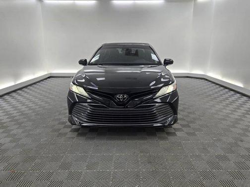 2020 Toyota Camry XLE