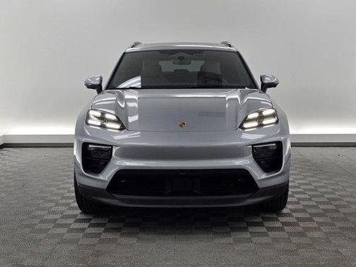 2025 Porsche Macan Electric