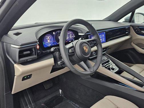 2025 Porsche Macan Electric