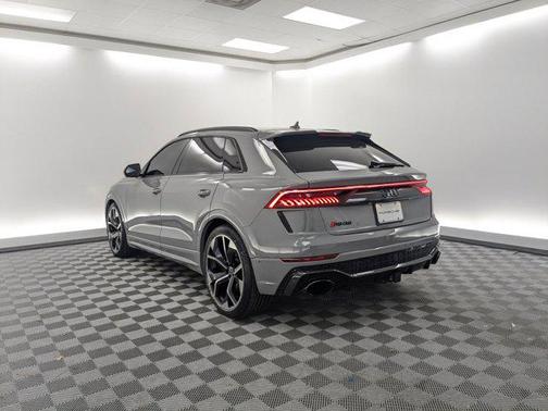 2023 Audi RS Q8 4.0T