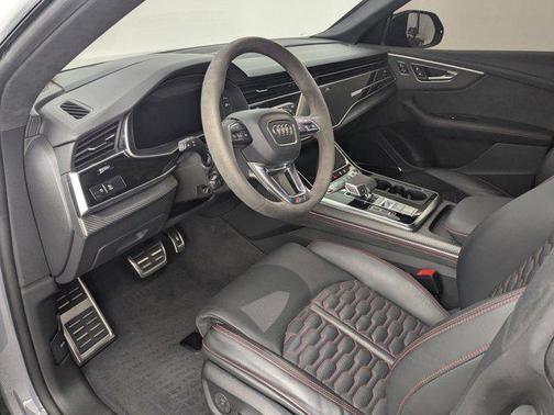 2023 Audi RS Q8 4.0T