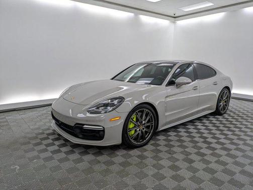 2020 Porsche Panamera Turbo S