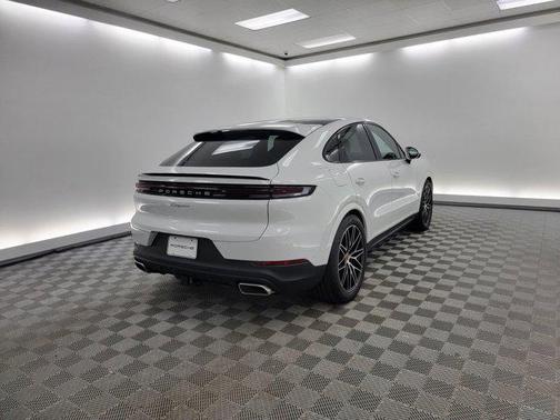 2025 Porsche Cayenne Coupe AWD