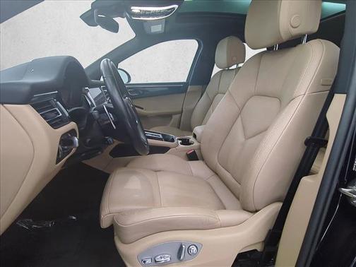 Night Blue 2023 Porsche Macan T