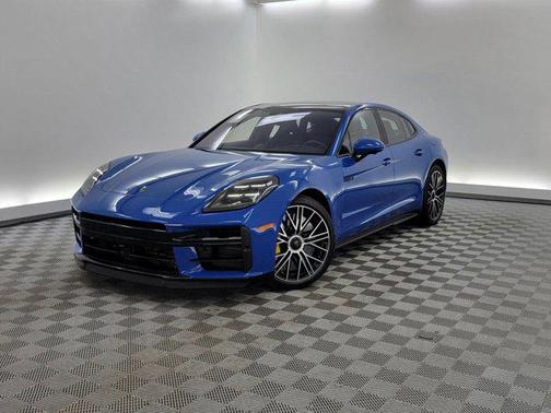 2025 Porsche Panamera Turbo S