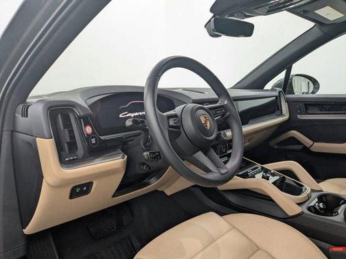 2025 Porsche Cayenne Cayenne