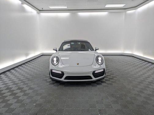 2017 Porsche 911 Turbo S