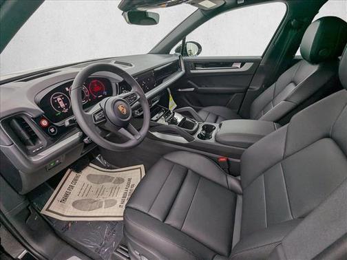 Chromite Black Metallic 2026 Porsche Cayenne Cayenne