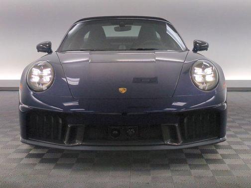 2025 Porsche 911 Targa 4 GTS