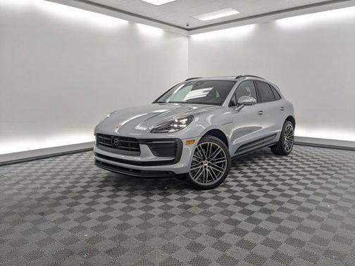 2026 Porsche Macan AWD