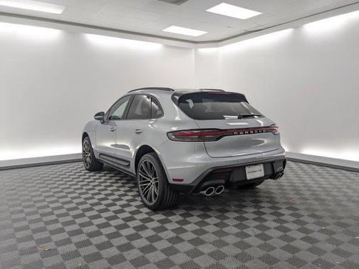 2026 Porsche Macan AWD