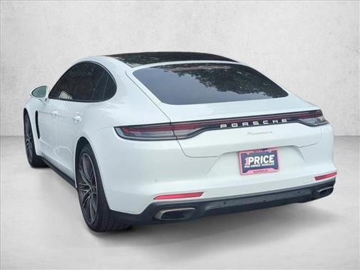 2022 Porsche Panamera 4