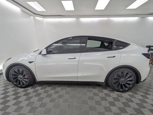 2022 Tesla Model Y Performance Dual Motor All-Wheel Drive