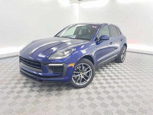 2022 Porsche Macan AWD