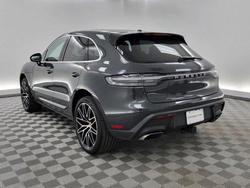 2024 Porsche Macan Base