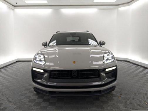 2026 Porsche Macan T