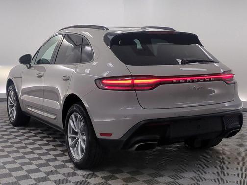 Chalk 2026 Porsche Macan Macan