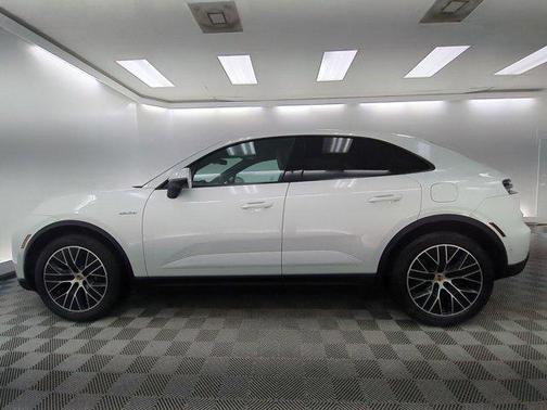 White 2025 Porsche Macan Macan Electric