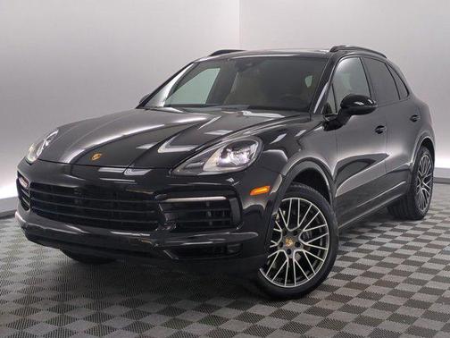 Black 2023 Porsche Cayenne Platinum Edition