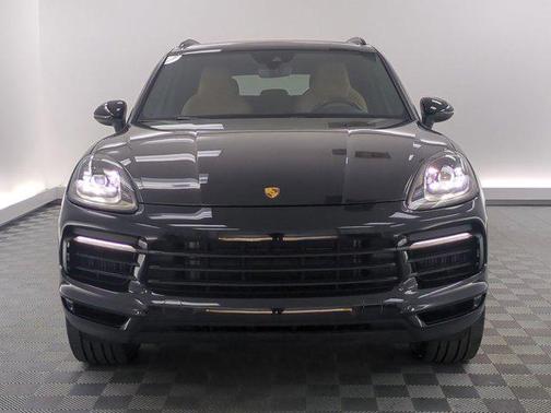 Black 2023 Porsche Cayenne Platinum Edition